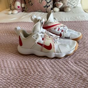 NIKE REACT HYPERSET SE - WHITE/TEAM CRIMSON